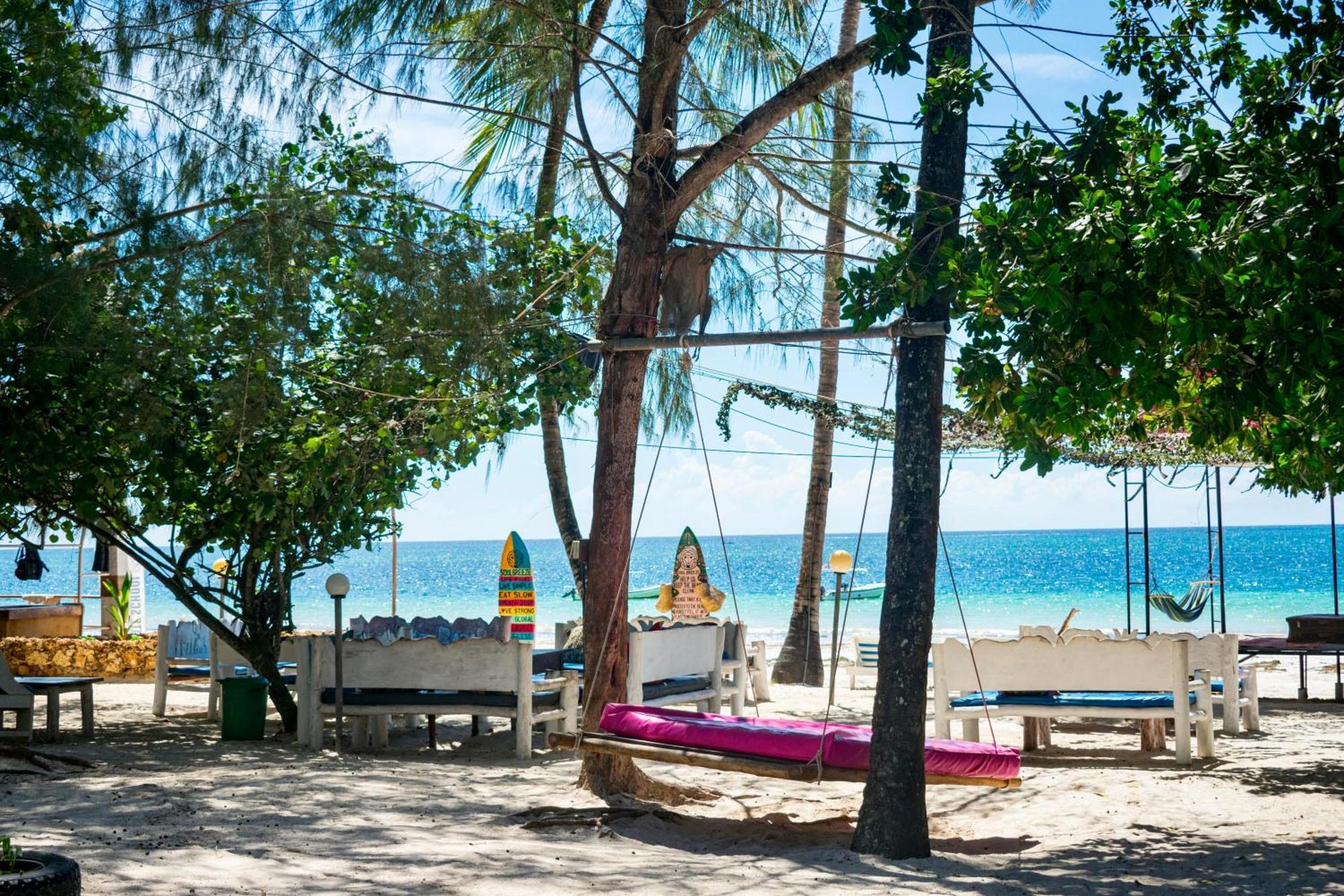 Soul Breeze Beach Resort เดียนีบีช ภายนอก รูปภาพ